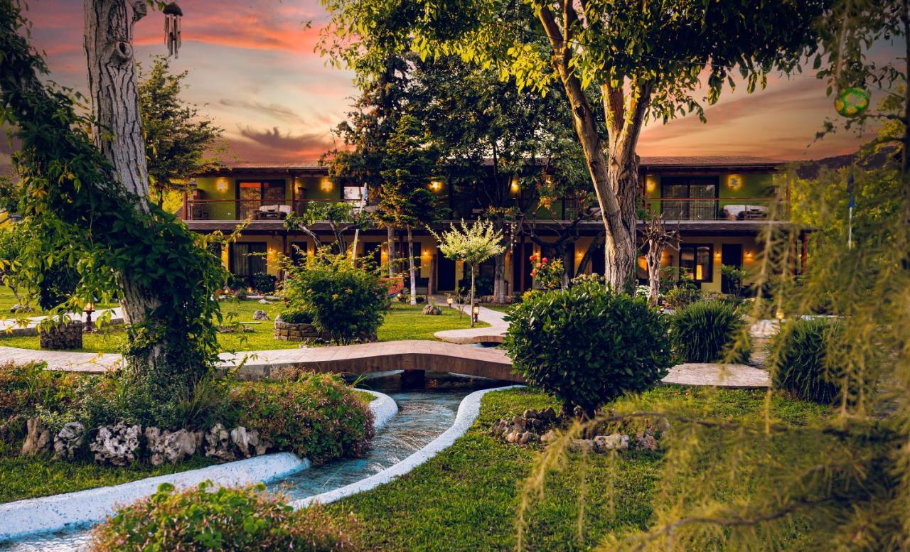 Simi Luxury Suites Plaka Litochorou Exterior photo