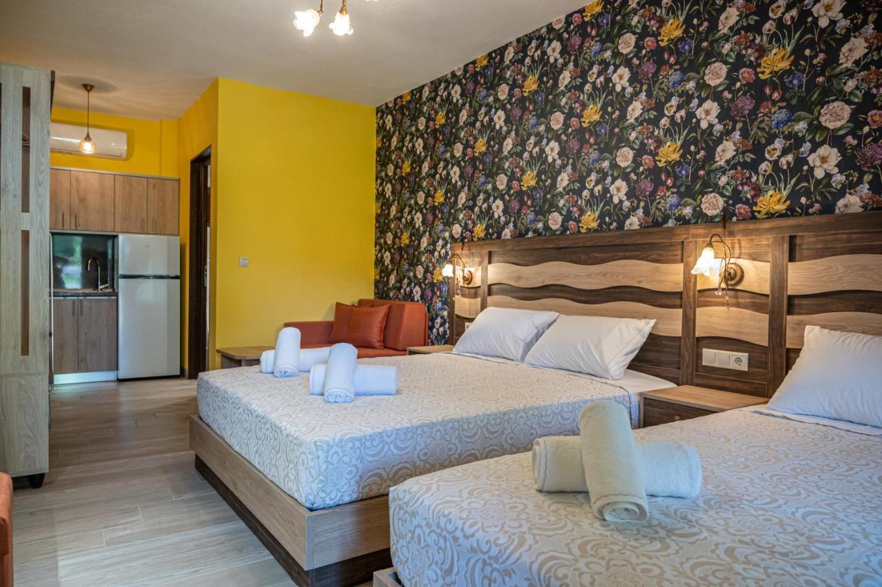 Simi Luxury Suites Plaka Litochorou Exterior photo
