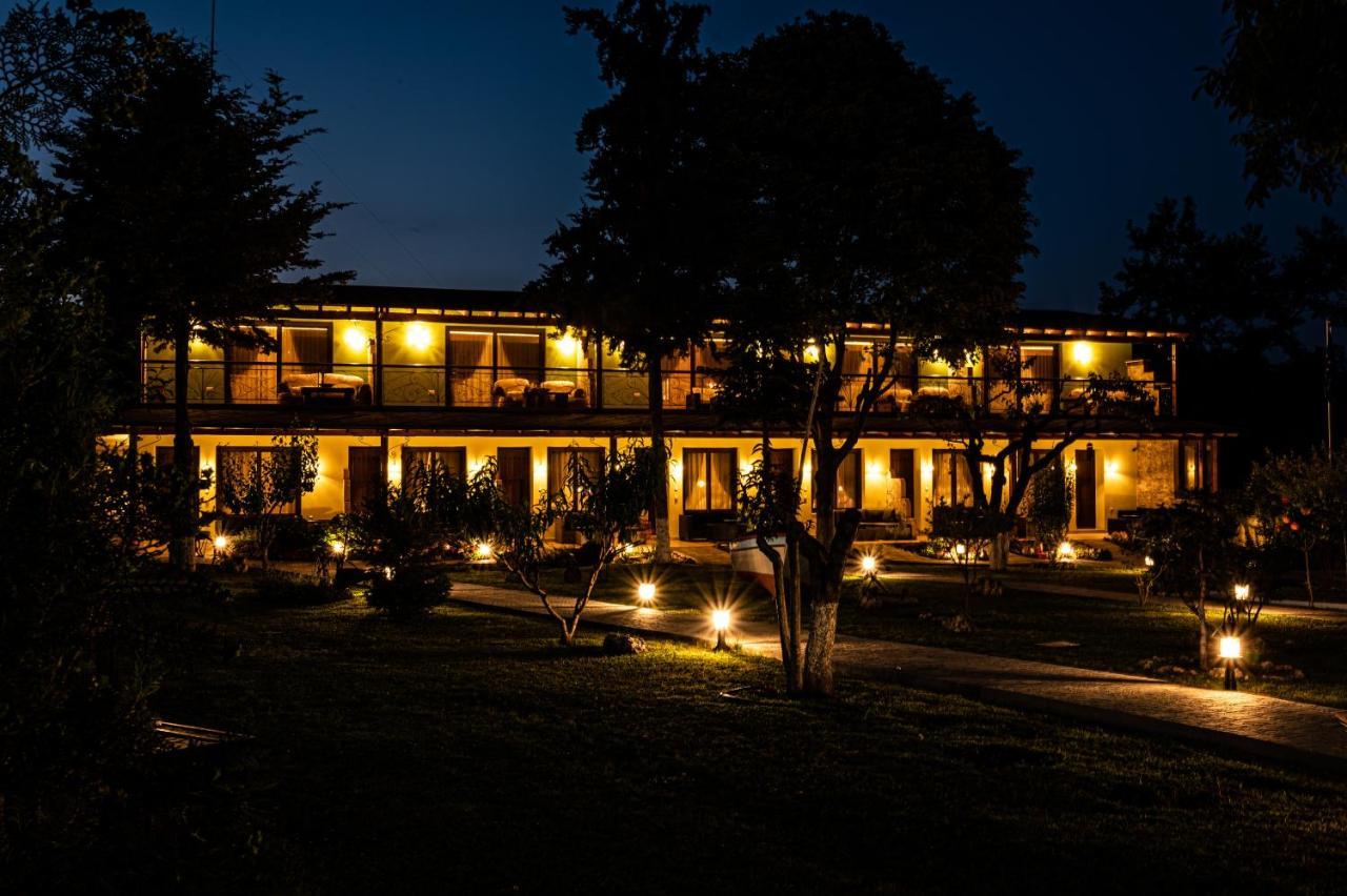 Simi Luxury Suites Plaka Litochorou Exterior photo