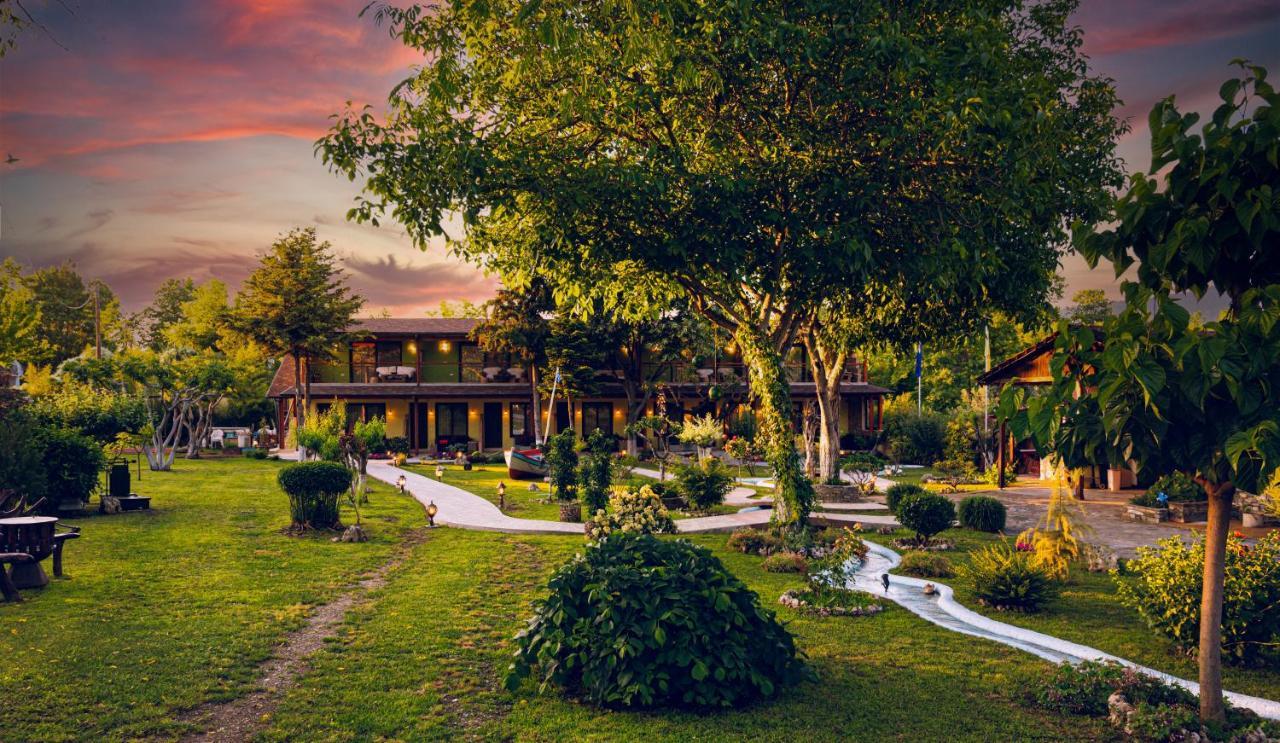 Simi Luxury Suites Plaka Litochorou Exterior photo