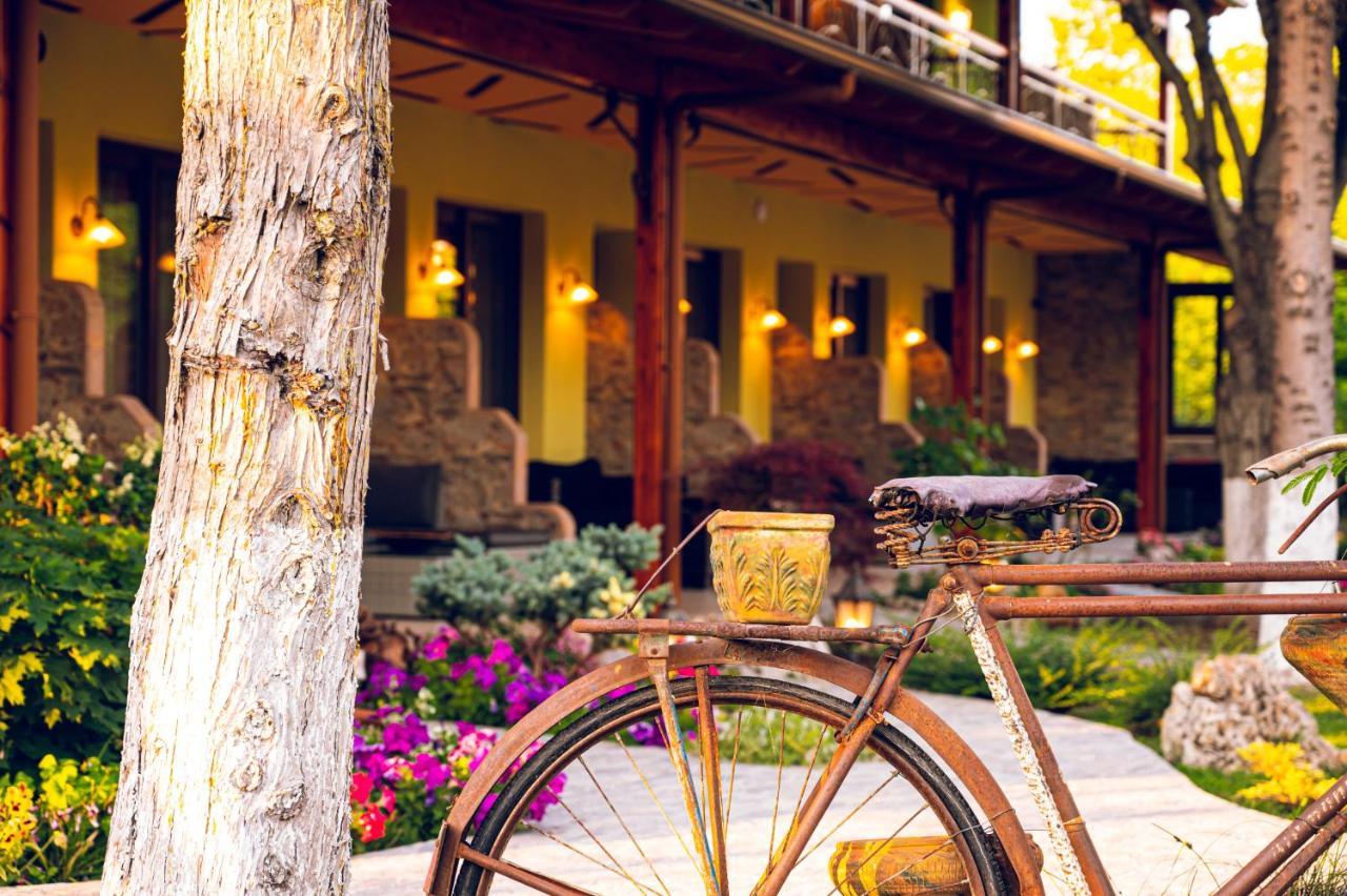Simi Luxury Suites Plaka Litochorou Exterior photo