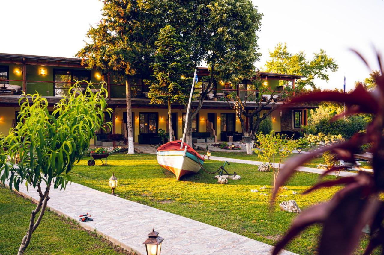 Simi Luxury Suites Plaka Litochorou Exterior photo