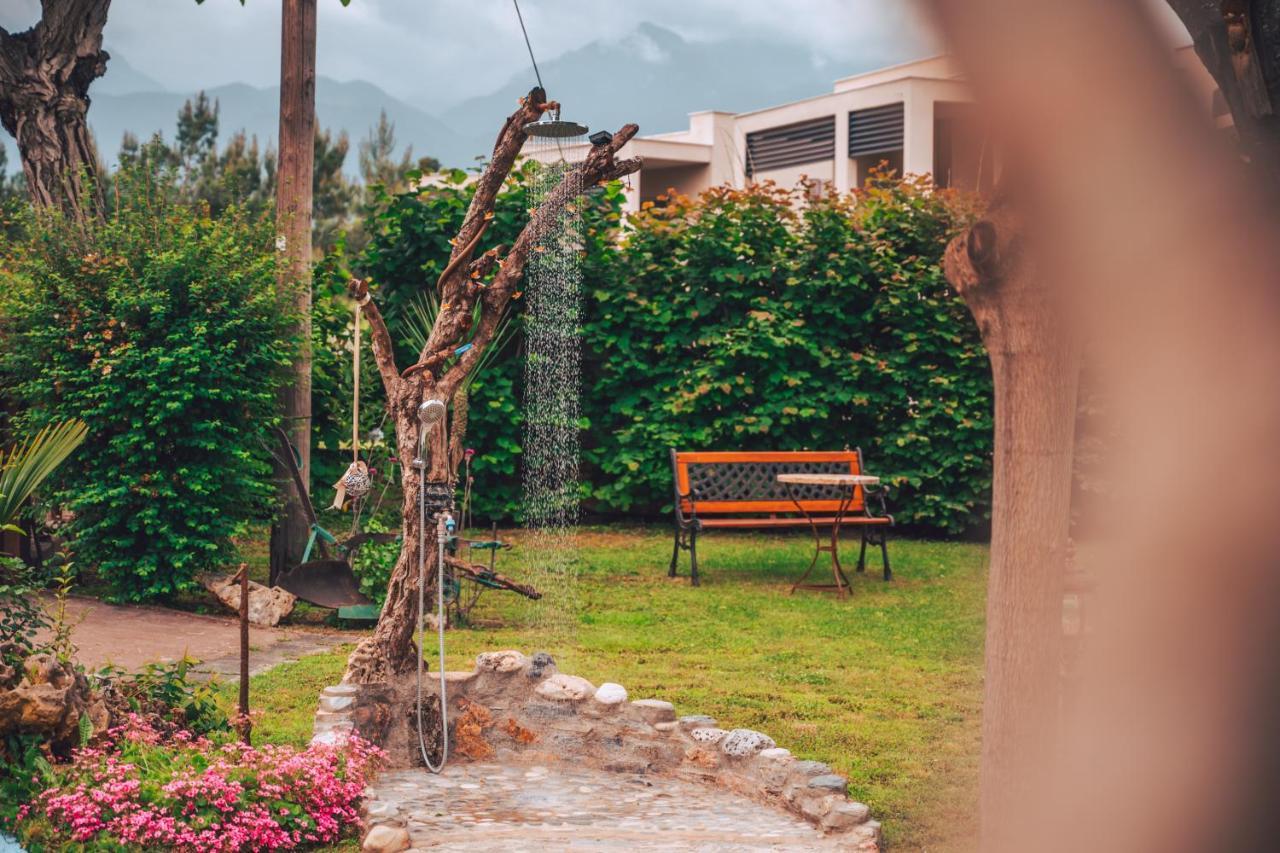 Simi Luxury Suites Plaka Litochorou Exterior photo