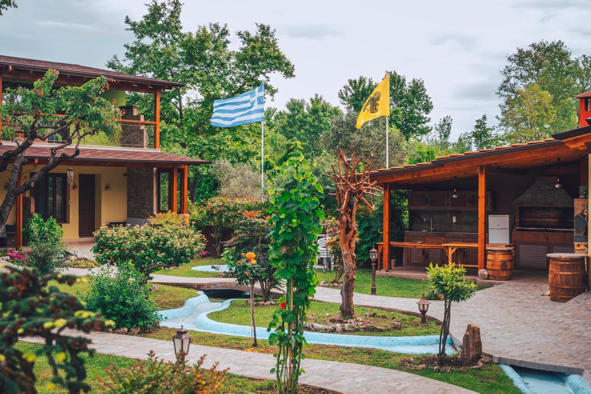 Simi Luxury Suites Plaka Litochorou Exterior photo